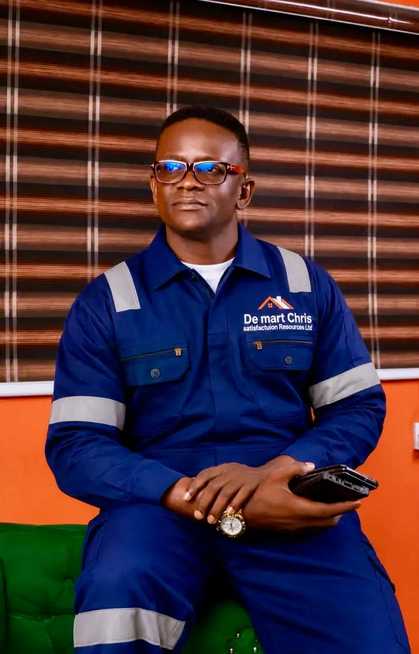 De Mart Chris team member in company workwear